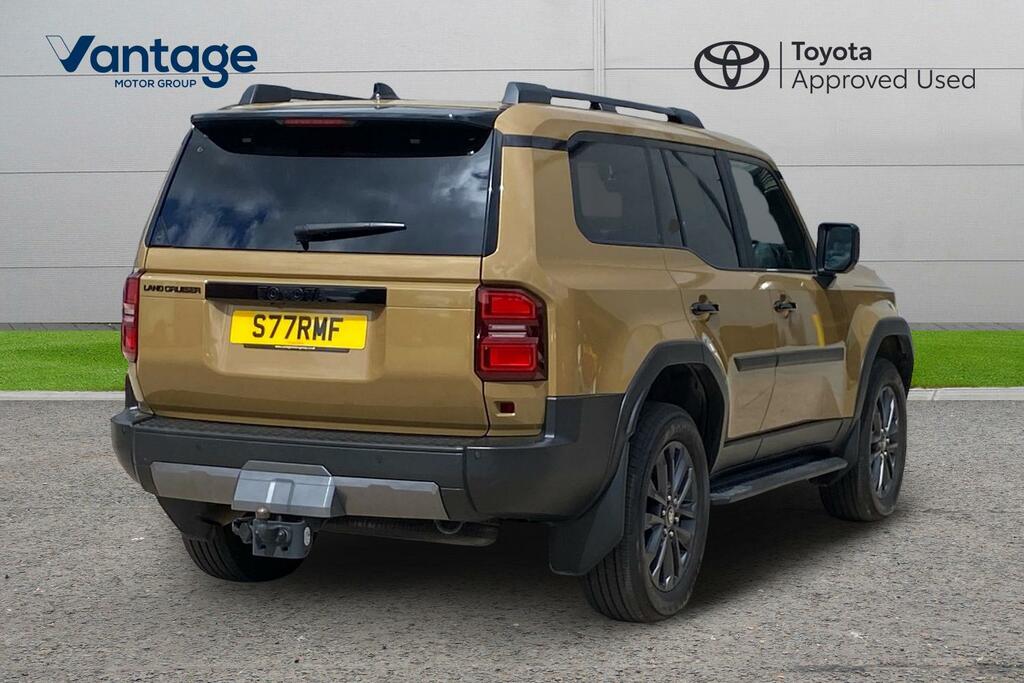 Toyota Land Cruiser 2.8D Invincible 4Wd Euro 6 Ss Lwb Brown #2