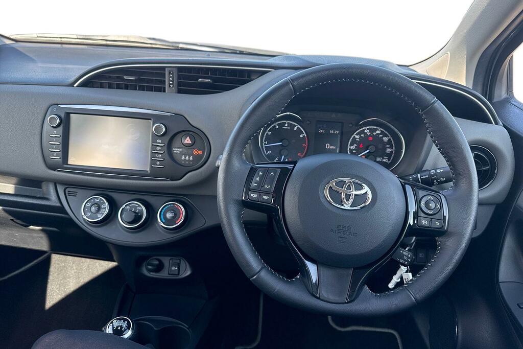 Toyota Yaris 1.5 Vvt-i Icon Euro 6 Grey #6