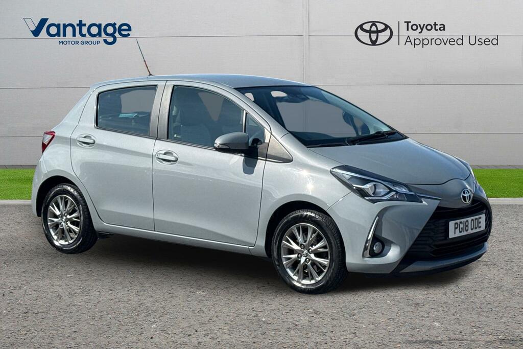 Toyota Yaris 1.5 Vvt-i Icon Euro 6 Grey
