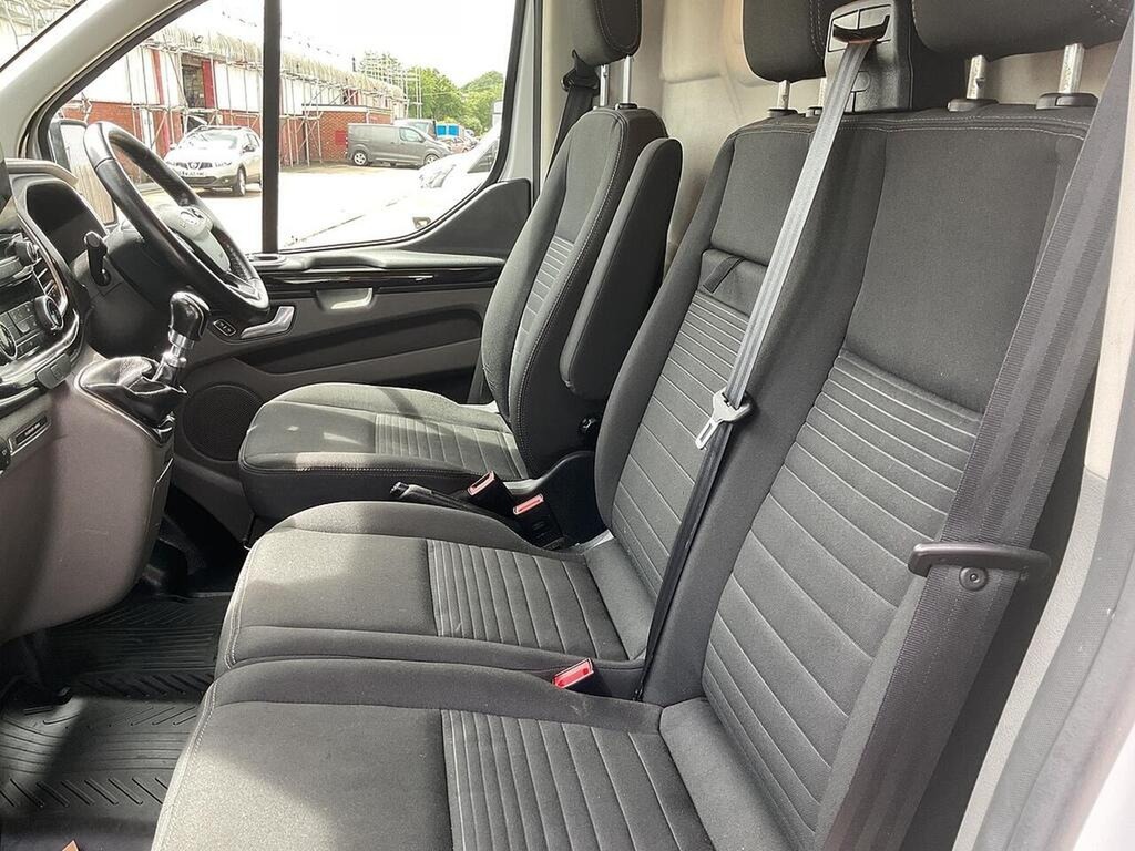 Ford Transit Custom 300 Limited L1 H1 Fwd 2.0 Ecoblue 130Ps YP71ZNF White #5
