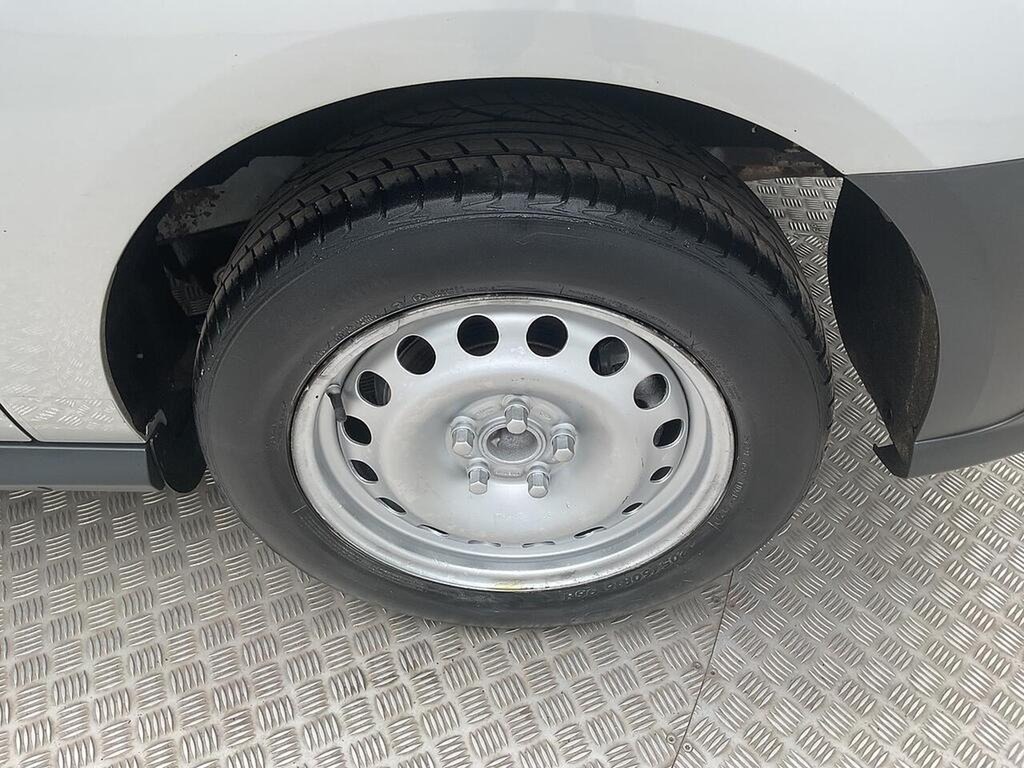 Ford Transit Connect 1L Trend Silver #24