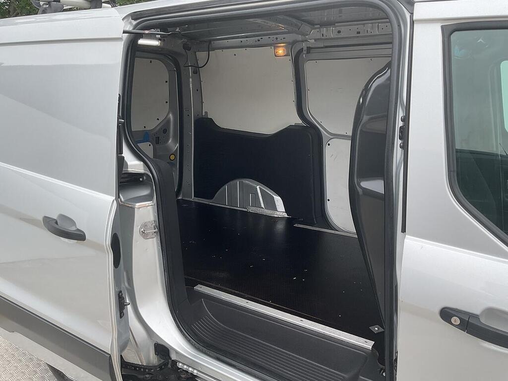Ford Transit Connect 1L Trend Silver #17