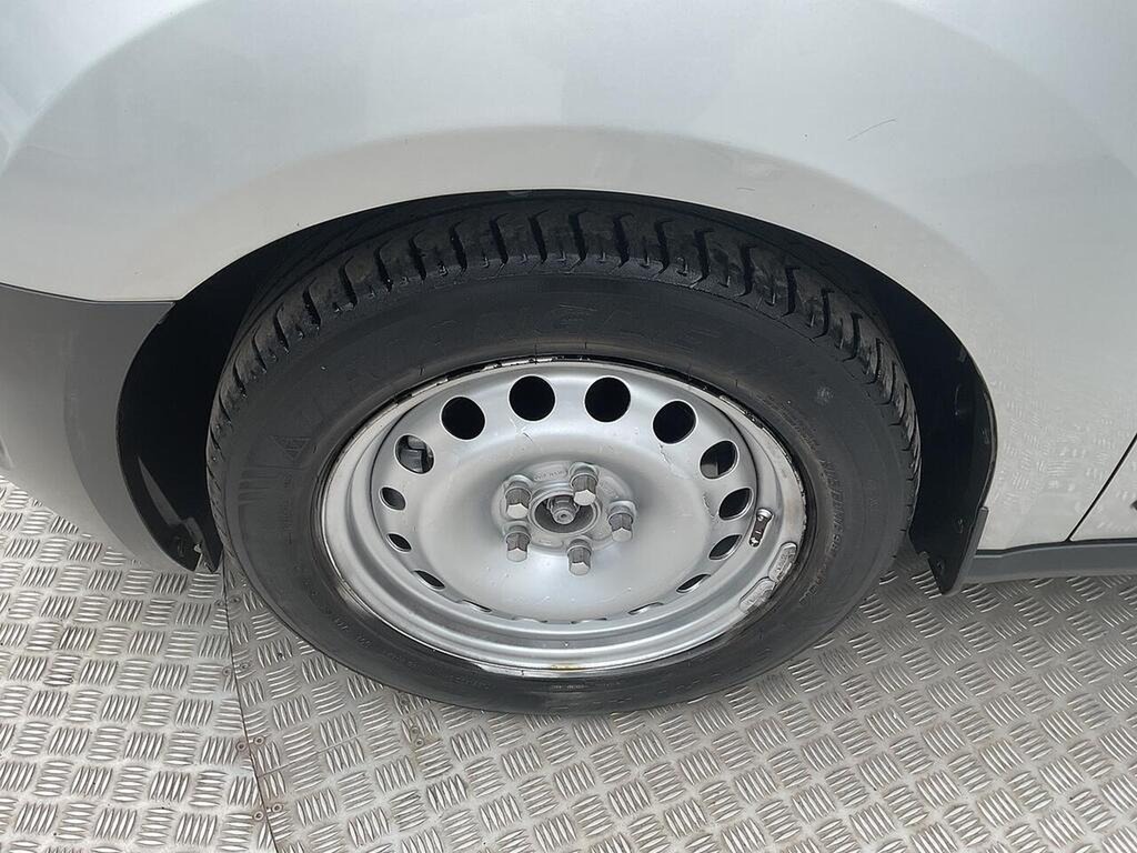 Ford Transit Connect 1L Trend Silver #25