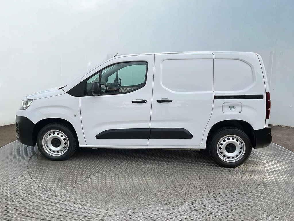 Citroen Berlingo 1000 Enterprise M 1.5 Bluehdi 100Ps White #4