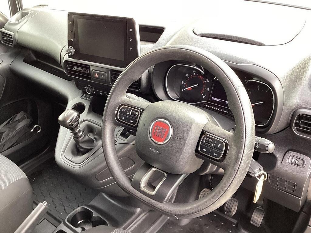 Fiat Doblo 1000 L1h1 1.5 Bluehdi 100Ps White #5