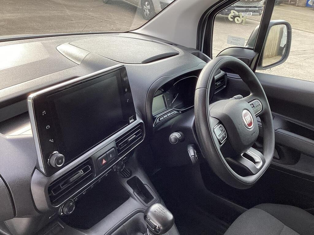 Fiat Doblo 1000 L1h1 1.5 Bluehdi 100Ps White #2