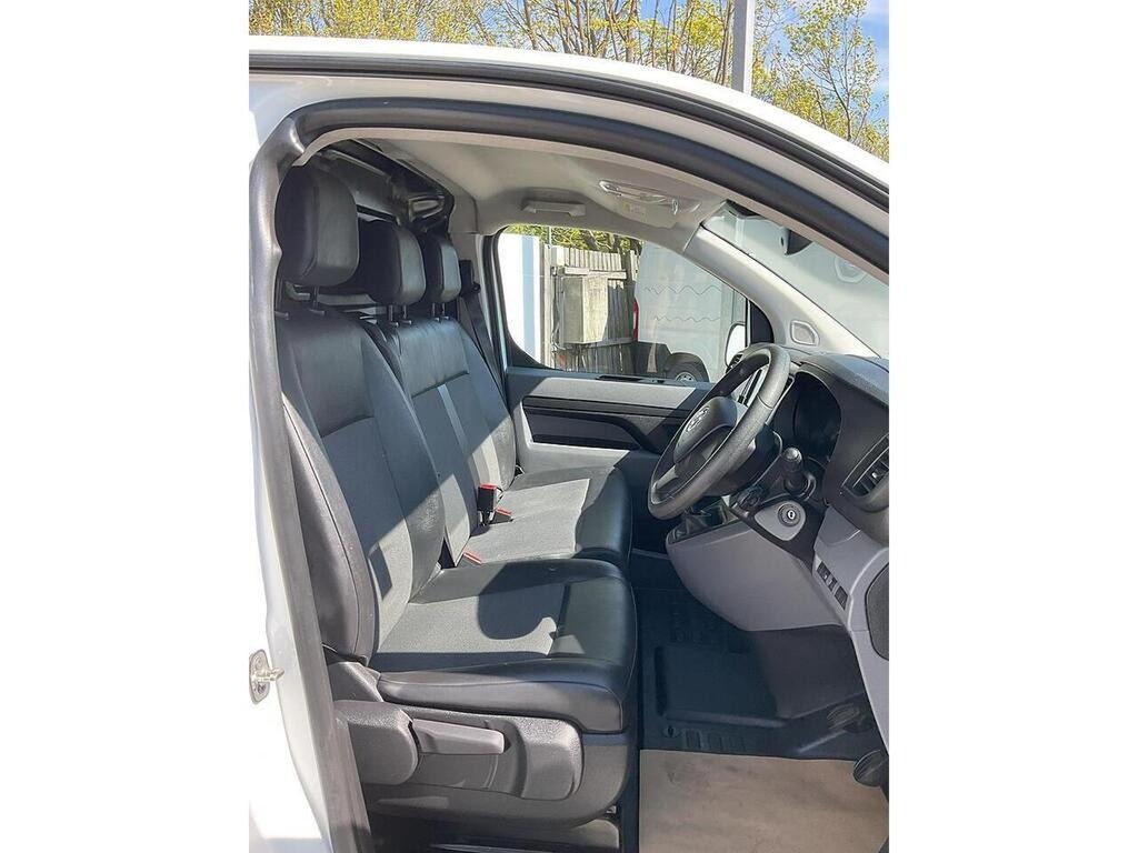 Vauxhall Vivaro 2900 Dynamic L2 H1 1.5D 100Ps White #3