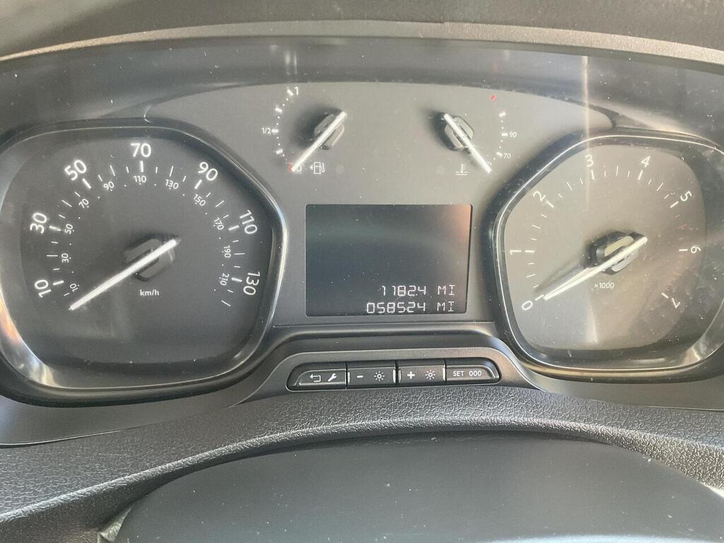 Vauxhall Vivaro 2900 Dynamic L2 H1 1.5D 100Ps White #5