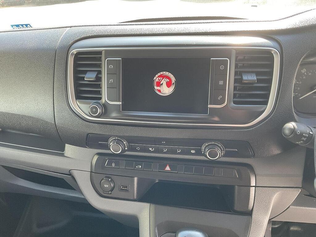 Vauxhall Vivaro 2900 Dynamic L2 H1 1.5D 100Ps White #6