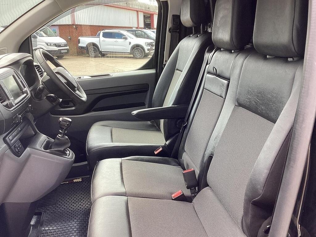 Vauxhall Vivaro 3100 Sportive L1 H1 2.0D 145Ps White #5