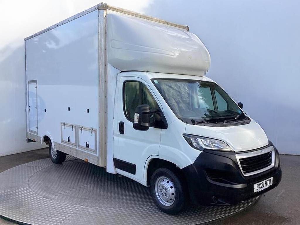 Peugeot Boxer 335 L3 2.0 Bluehdi 140Ps White