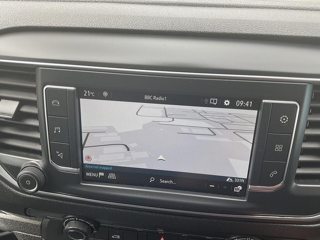 Vauxhall Vivaro Pro White #19