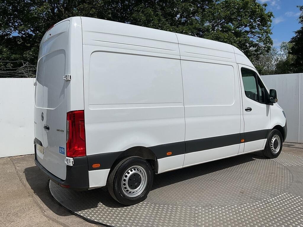 Mercedes-Benz Sprinter L2 H1 Premium 315Cdi 140Ps Fwd White #2