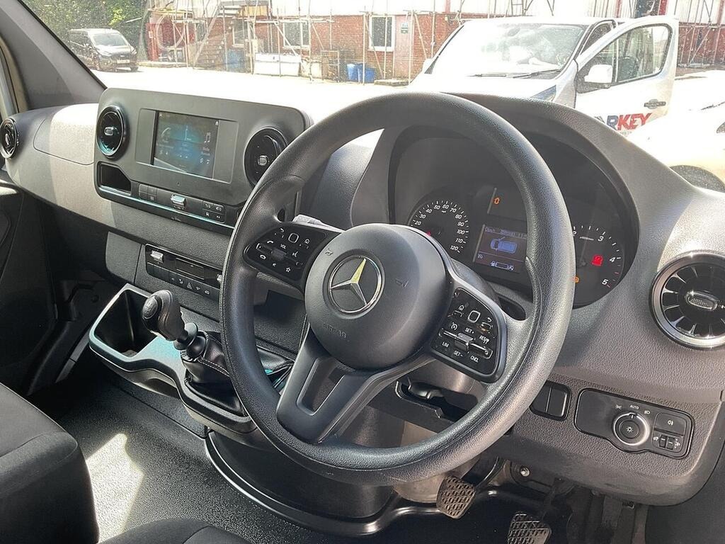 Mercedes-Benz Sprinter L2 H1 Premium 315Cdi 140Ps Fwd White #6