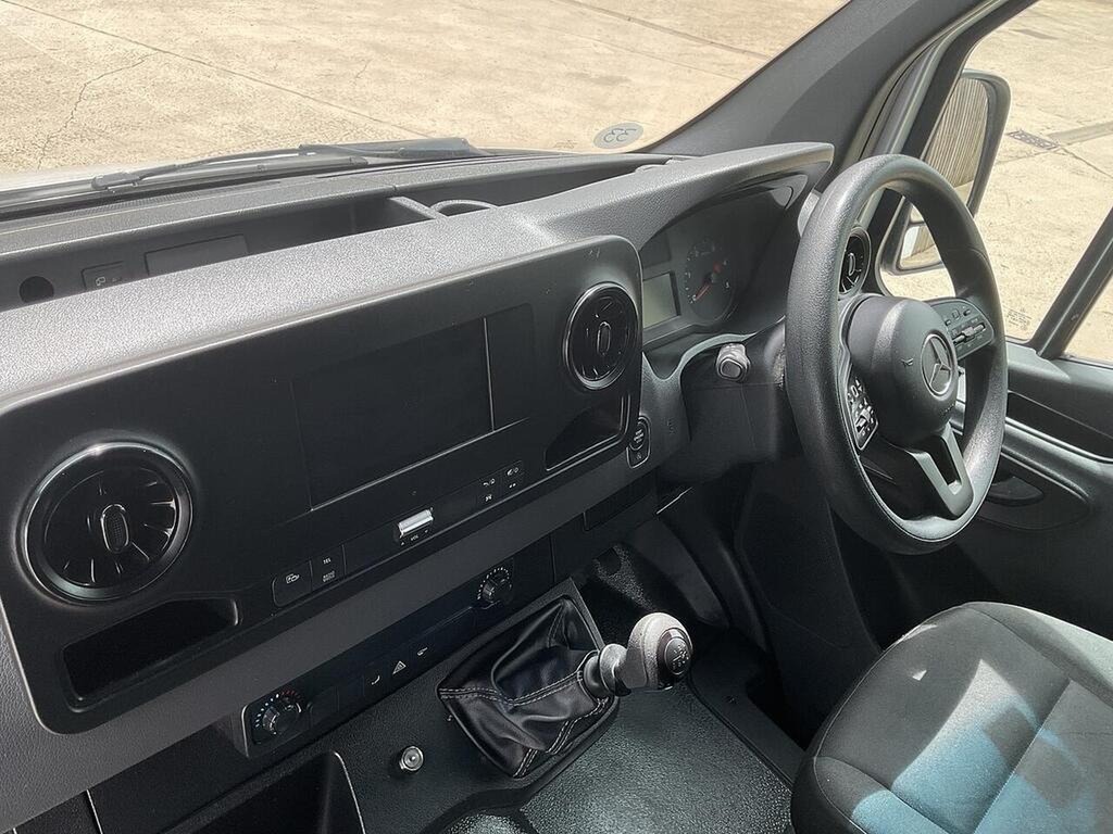 Mercedes-Benz Sprinter Progressive L3h2 Lwb 315Cdi 150Ps Silver #3