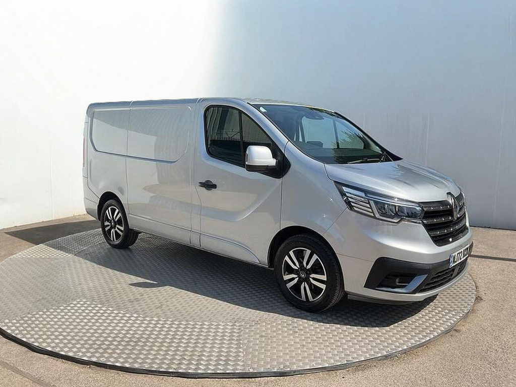 Renault Trafic Sl28 L2h1 2.0 Blue Dci 130 Sport Van Grey
