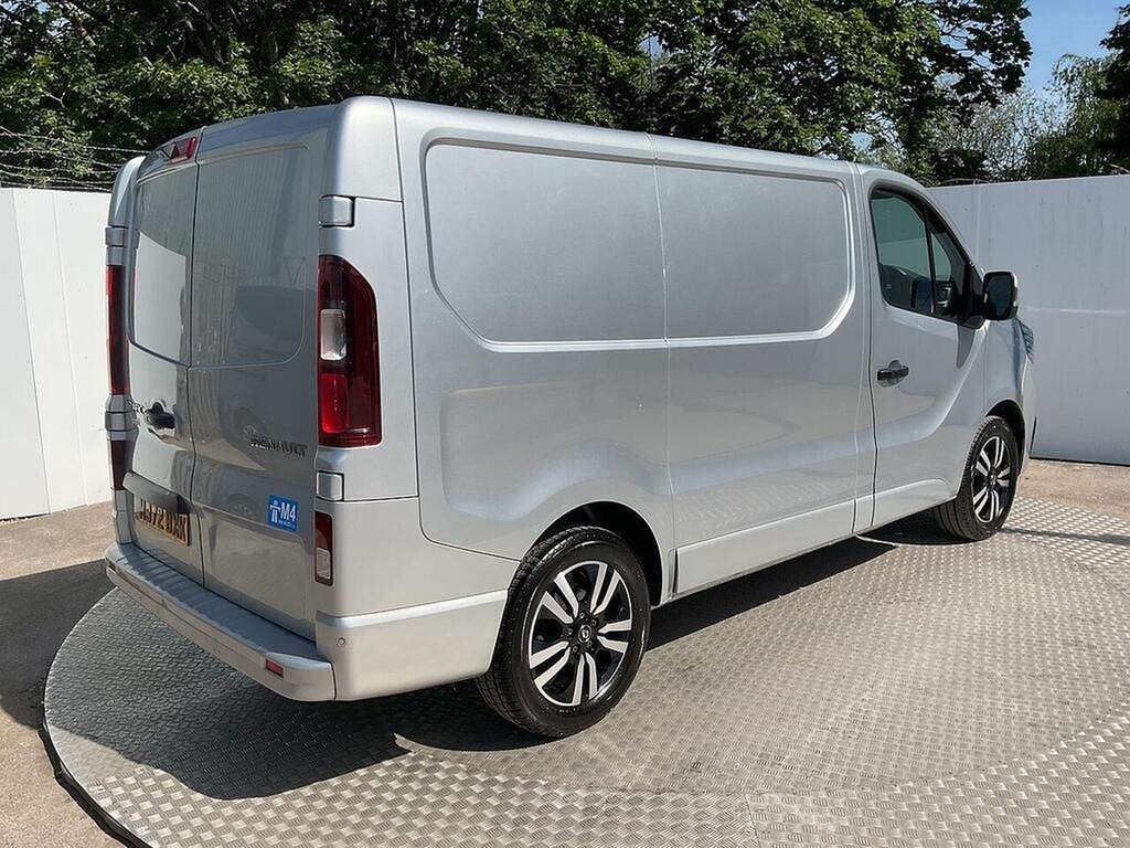 Renault Trafic Sl28 L2h1 2.0 Blue Dci 130 Sport Van Grey #2