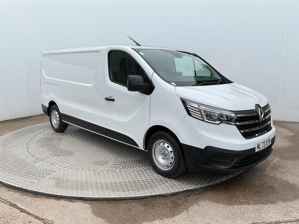Renault Trafic Ll30 Advance L2h1 2.0 Blue Dci 130 Van White