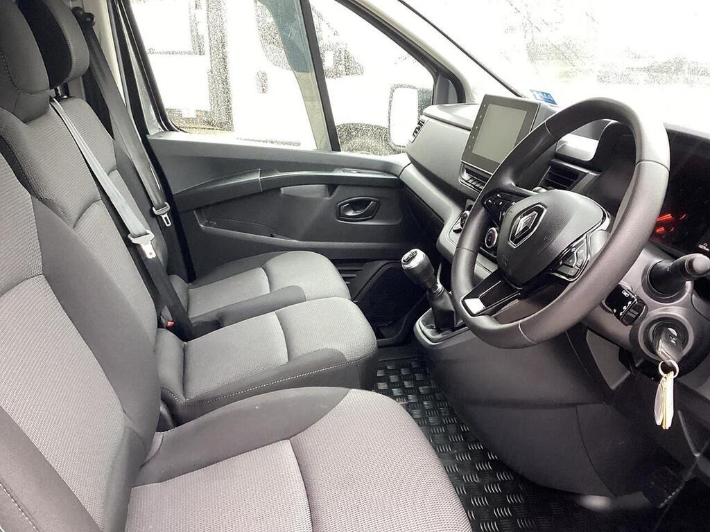 Renault Trafic Sl30 L2 H1 2.0 Blue Dci 130 Advance Black #6