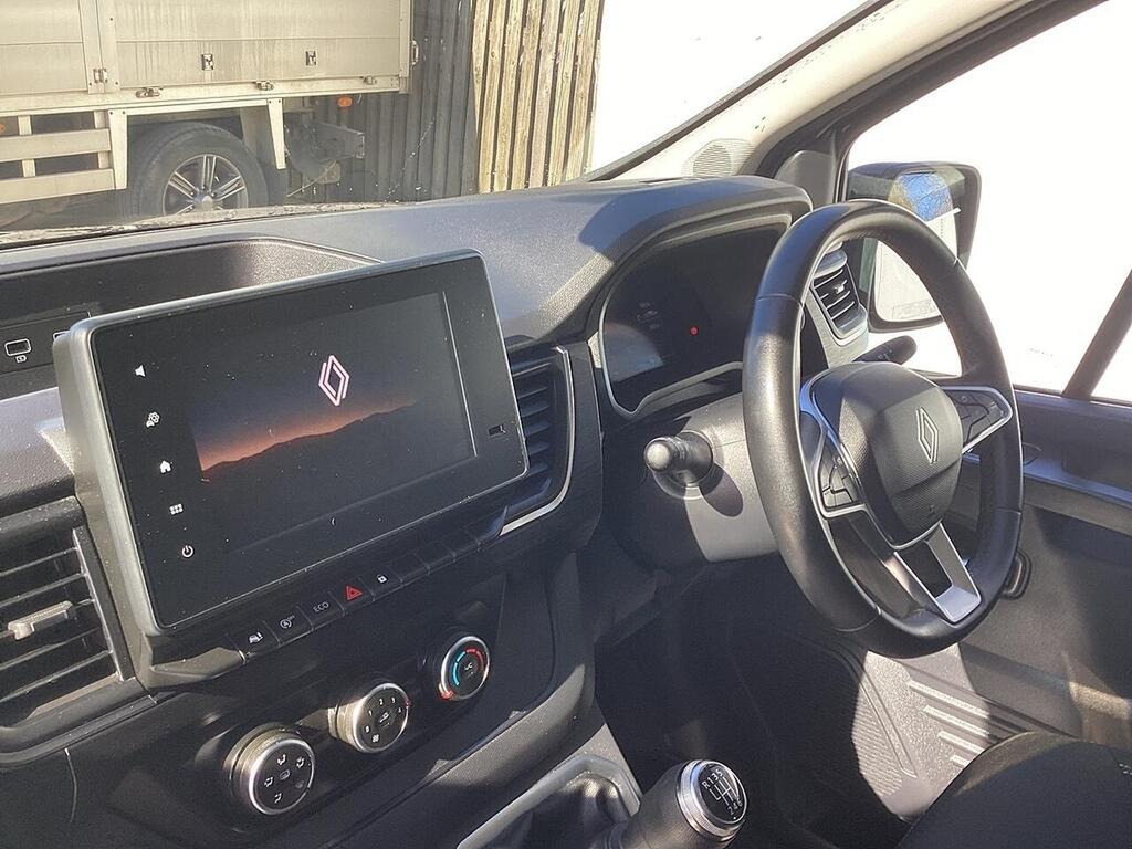 Renault Trafic Sl30 Extra L2h1 2.0 Blue Dci 150Ps Black #4