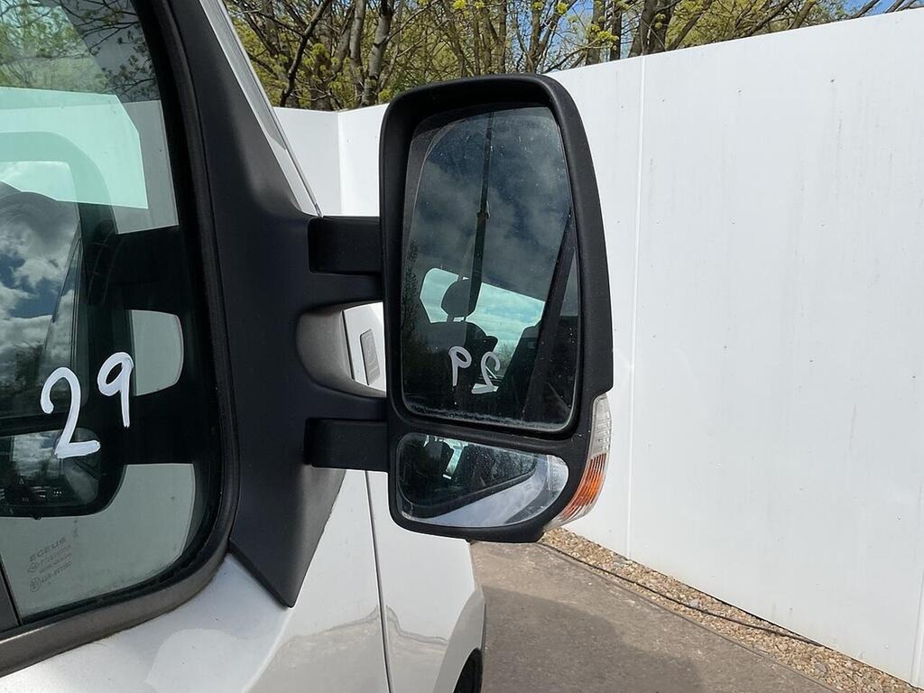 Renault Master 2.3 Ll35 Business Dci 130 Bhp Low Chassis Low Load White #7