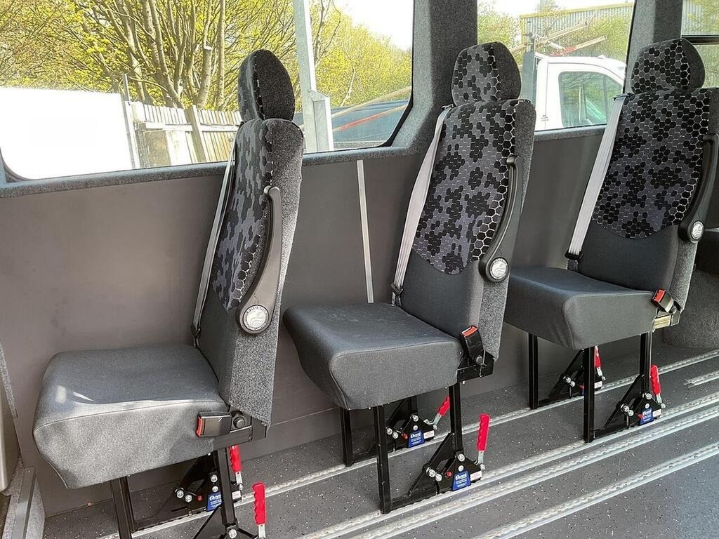 Renault Master 2.3 Ll35 Business Dci 130 Bhp Low Chassis Low Load White #22