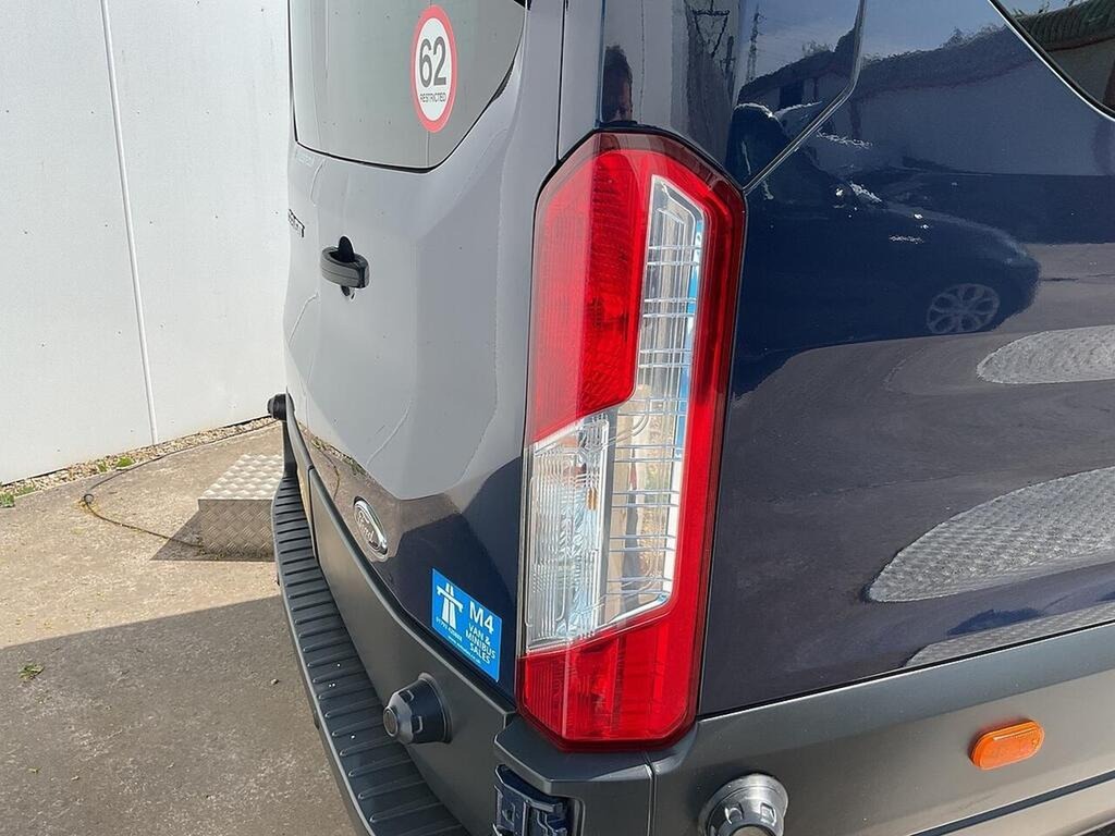 Ford Transit Custom Custom 2.2 290 Limited Lr Pv 124 Bhp Black #25