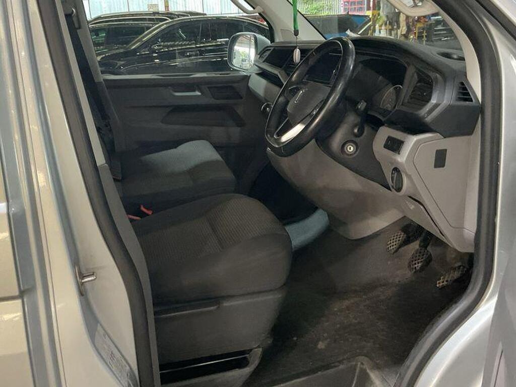 Volkswagen Transporter T28 Highline 2.0 Tdi 110Ps VE22HMJ Silver #4