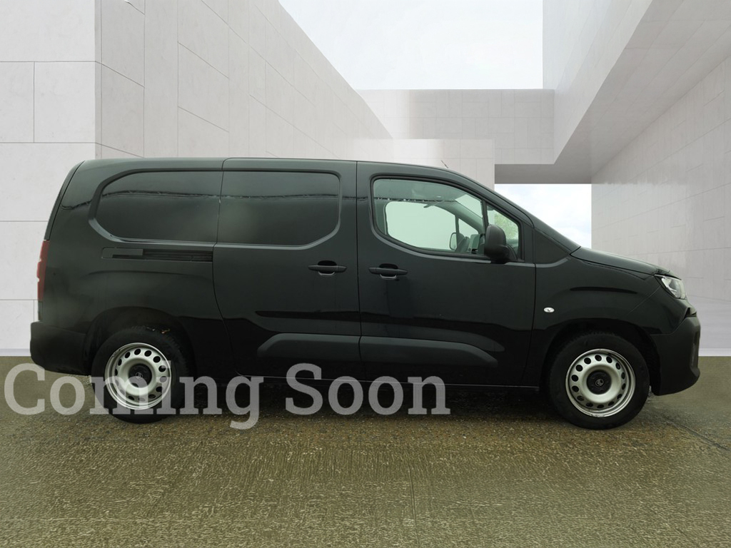Citroen Berlingo Enterprise Plus 1.5 Bluehdi 100Ps Black