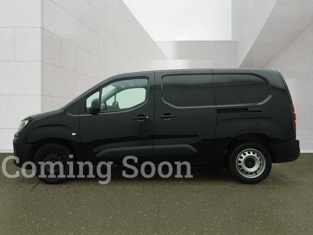 Citroen Berlingo Enterprise Plus 1.5 Bluehdi 100Ps Black #2