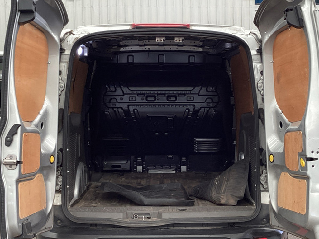Ford Transit Connect Limited L1 H1 Swb 1.5 Ecoblue 100Ps Silver
