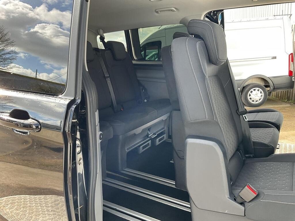 Ford Tourneo Custom Titanium 8 Seater L2 H1 2.0 Ecoblue 170Ps Black #4