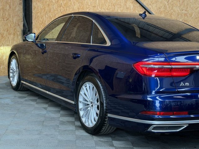 Audi A8 Saloon 3.0 Tdi V6 50 Sport Tiptronic Quattro Euro White #40