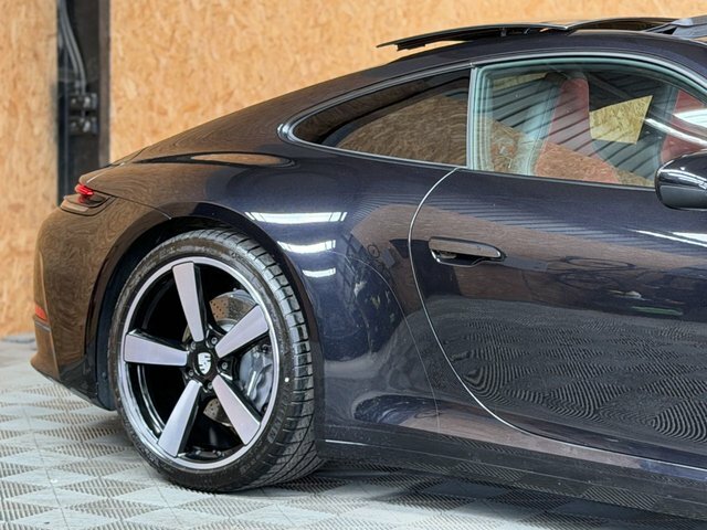 Porsche 911 3.6 T-hybrid 992 Carrera Gts Coupe Hybr Grey #16
