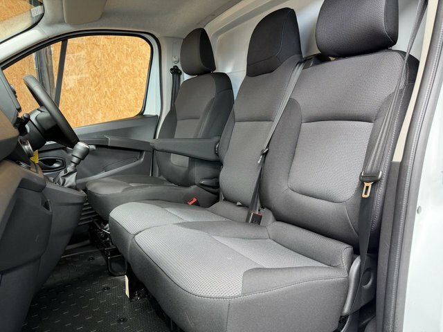 Nissan Primastar 2.0 Dci 30 Acenta Panel Van L1 H White #4