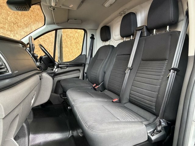 Ford Transit Custom 2.0 300 Ecoblue Limited Panel Van Manua HV22MPY Silver #4