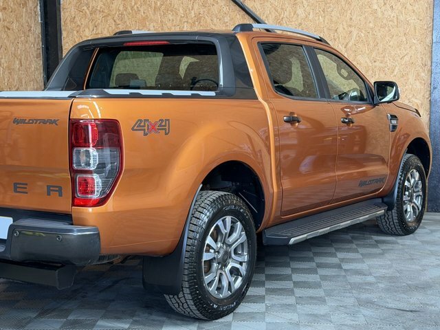 Ford Ranger 3.2 Tdci Wildtrak Pickup Double Cab Man Orange #3