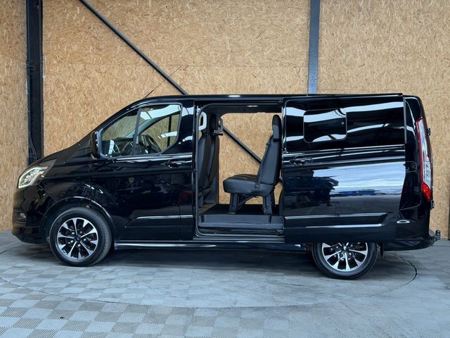 Ford Transit Custom 2.0 310 Ecoblue Sport Crew Van Double Cab 6Dr Dies SH18NUP Black #2