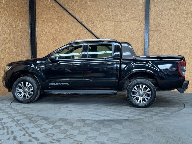 Ford Ranger 3.2 Tdci Wildtrak Pickup Double Cab Aut Black #2
