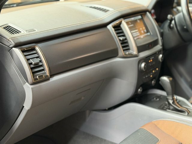 Ford Ranger Ranger Limited Edition 4X4 Double Cab Tdci Black #29