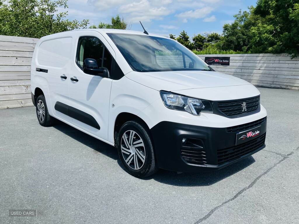 Peugeot Partner 850 1.5 Bluehdi 100 Professional Premium Crew Van White