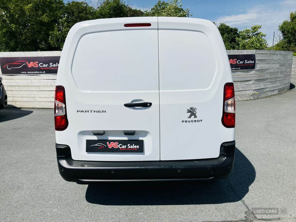 Peugeot Partner 850 1.5 Bluehdi 100 Professional Premium Crew Van White #5