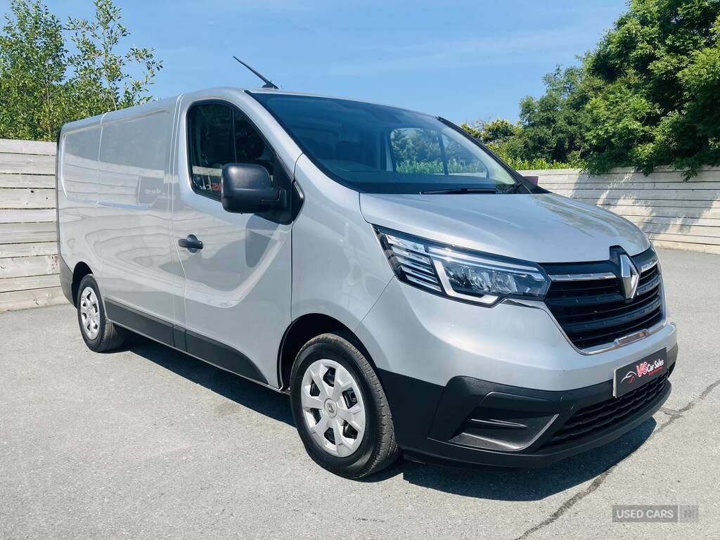 Renault Trafic Sl28 Blue Dci 130 Business Van Grey