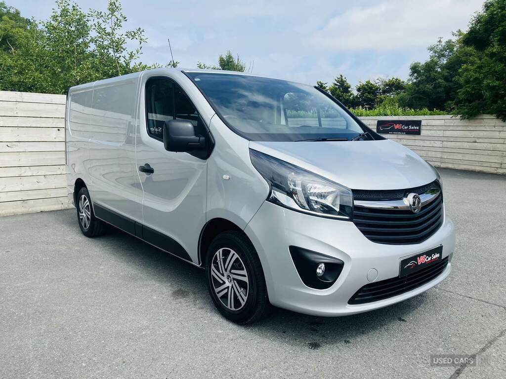 Vauxhall Vivaro 2900 1.6Cdti 120Ps Sportive H1 Van Silver