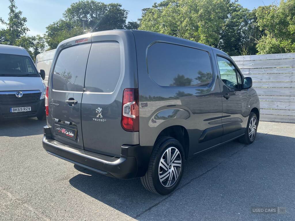 Peugeot Partner 1000 1.5 Bluehdi 100 Professional Premium Van FT72OKM Grey #6