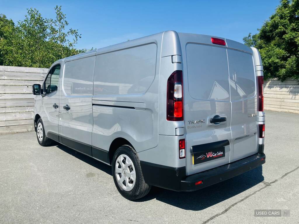Renault Trafic Ll30 Blue Dci 130 Business Van Grey #4