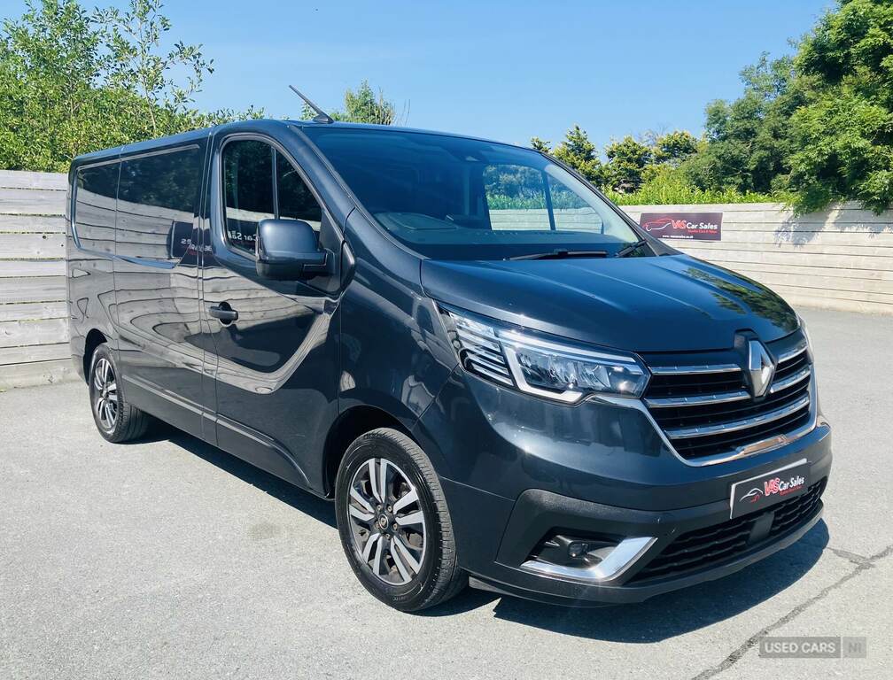Renault Trafic Sl28 Blue Dci 150 Sport Van Grey