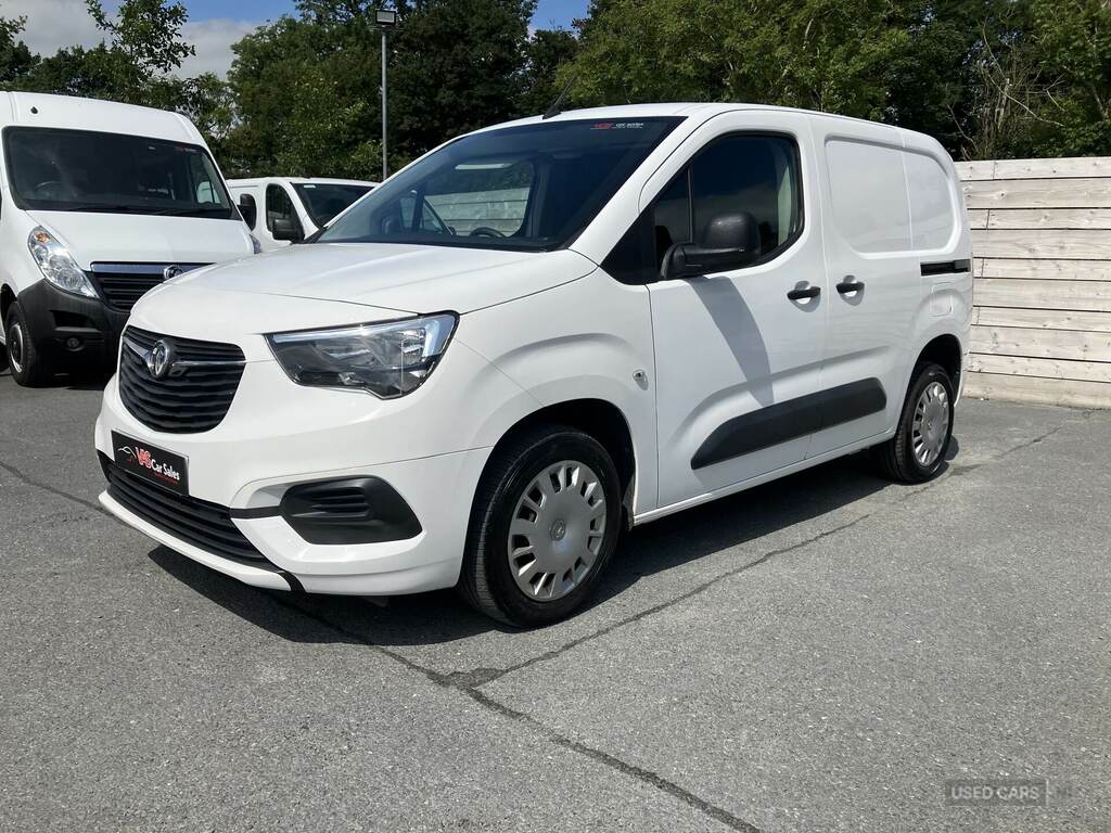 Vauxhall Combo 2300 1.5 Turbo D 100Ps H1 Sportive Van White #4