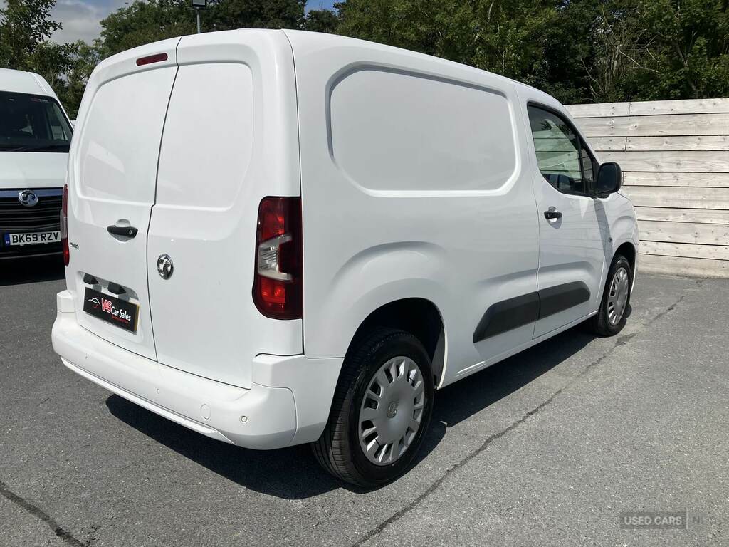 Vauxhall Combo 2300 1.5 Turbo D 100Ps H1 Sportive Van White #3
