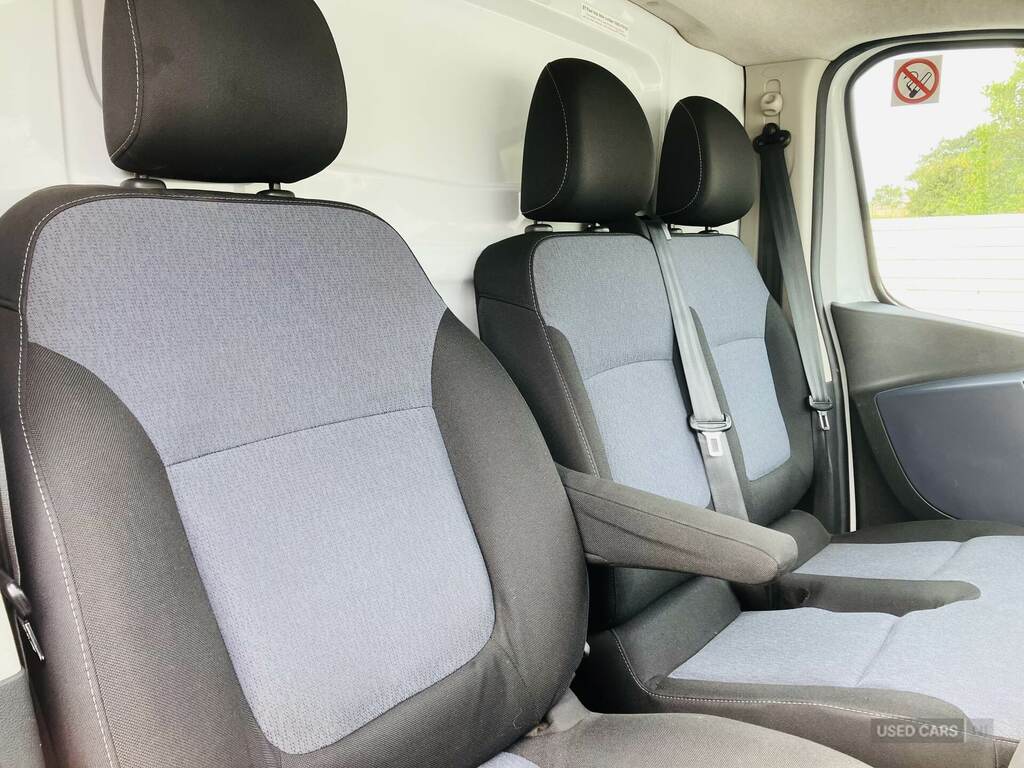 Vauxhall Vivaro 1.6 Cdti 2700 Biturbo Ecoflex Sportive Panel Van 5 Silver #10